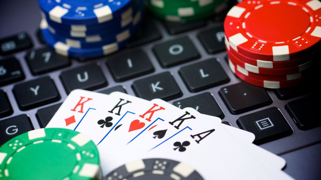 The World of Online Gambling Games: Trends, Risks, and Opportunities