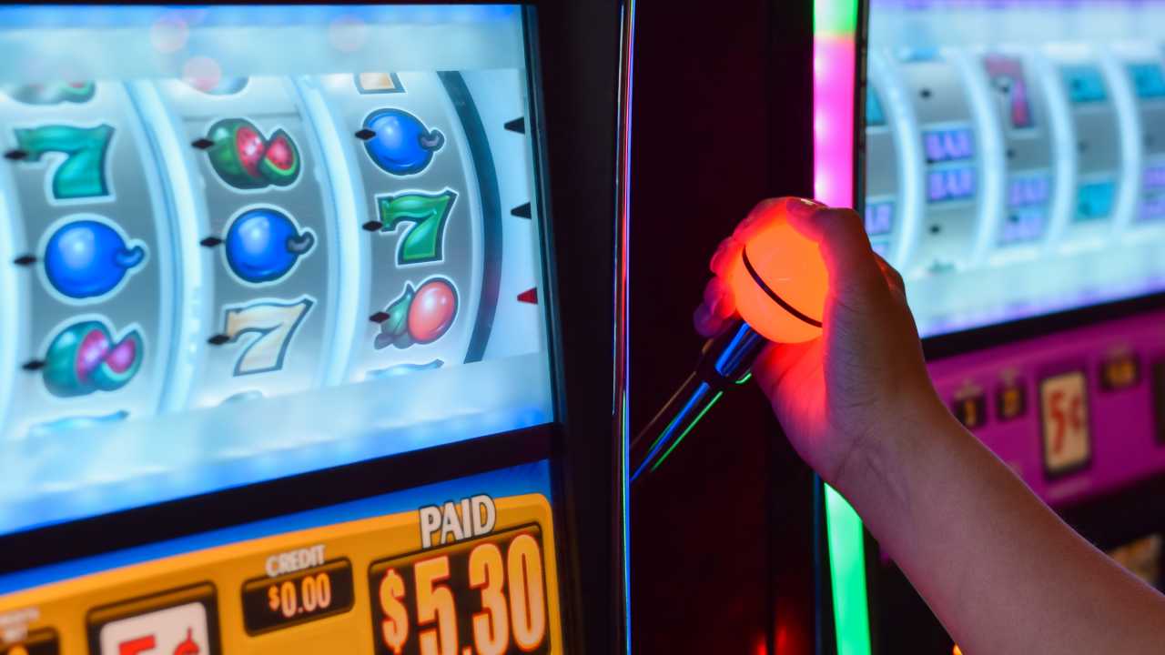 The Rise of Online Slots: A Thriving Digital Gaming Experience